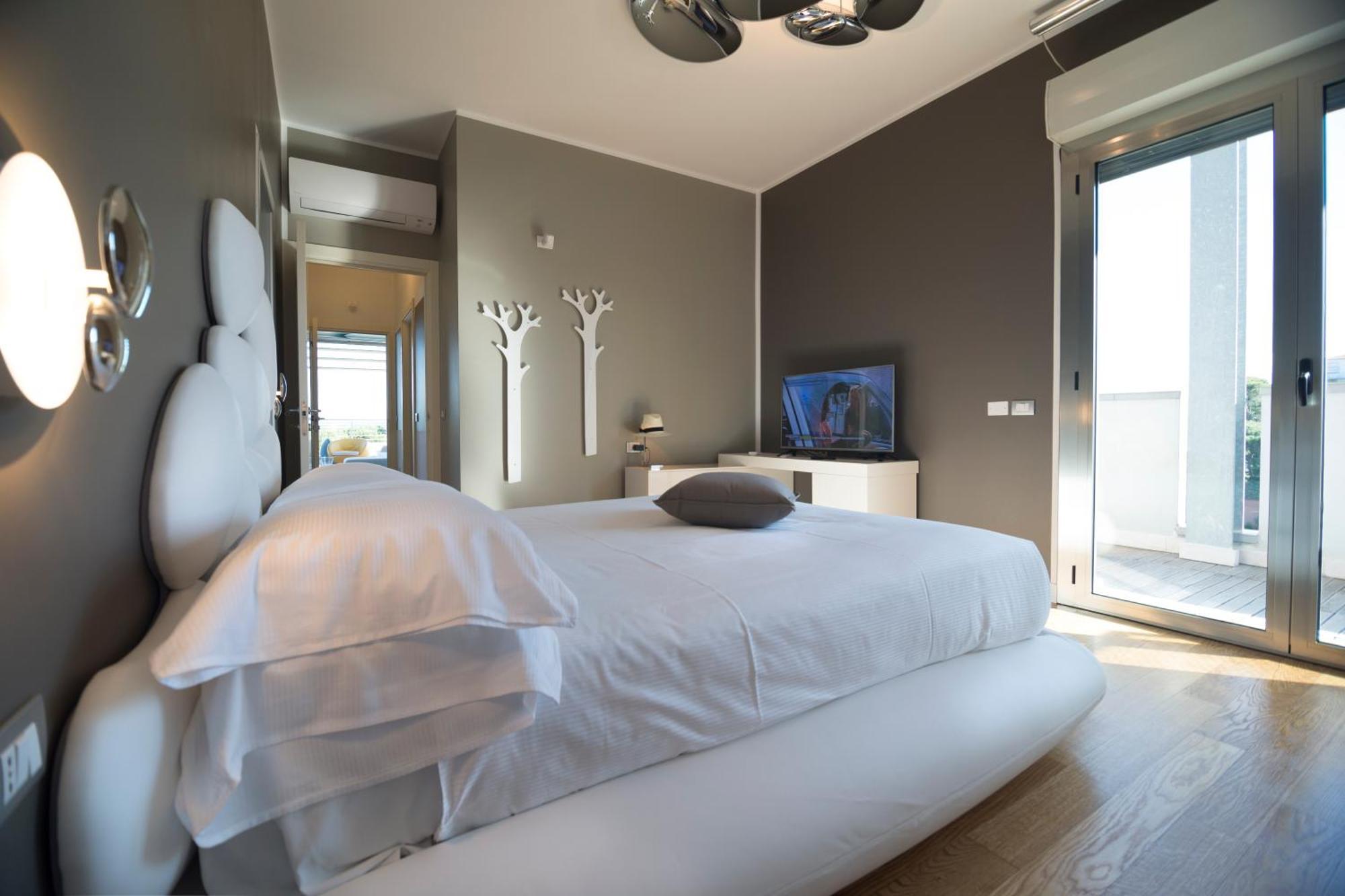 The One Hotel - Designed For Adults - Pet Lovers Ричоне Екстериор снимка